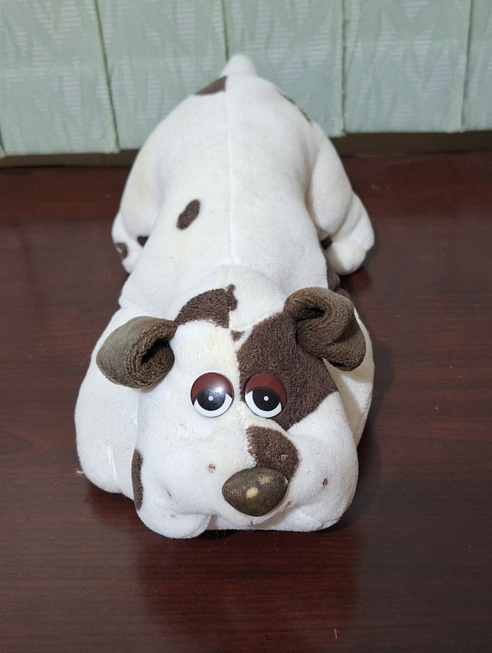 Vintage Pound Puppy Yappy Dog 1984